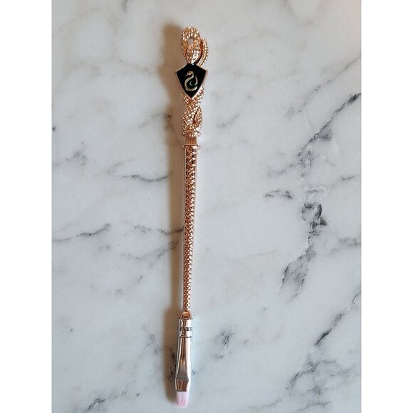 Set Of 4 Magic Wand-Inspired Makeup Brushes Hogwarts House Designs Harry Potter - Picture 8 of 9